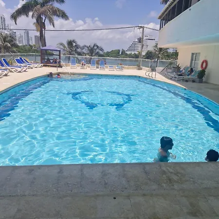 Apartamento Elegant Oceanfront Family Cartagena